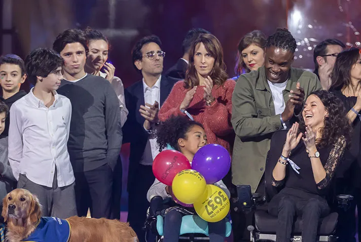 Les familles sur le plateau lors du Téléthon 2019