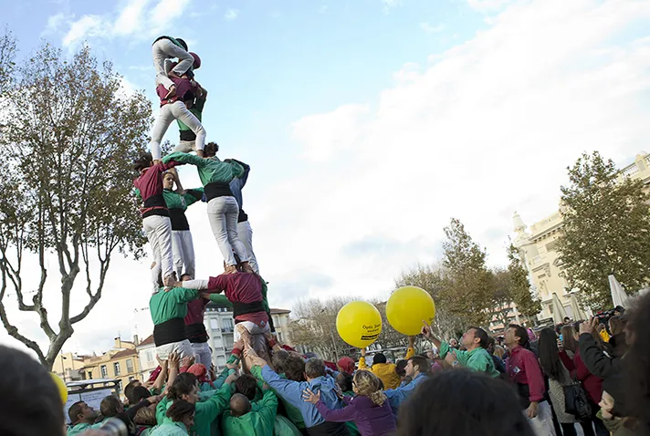 lancement Téléthon 2019 - pyramide humaine