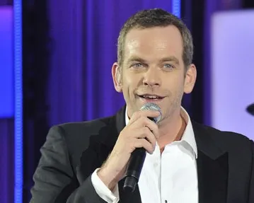 garou actu parrain