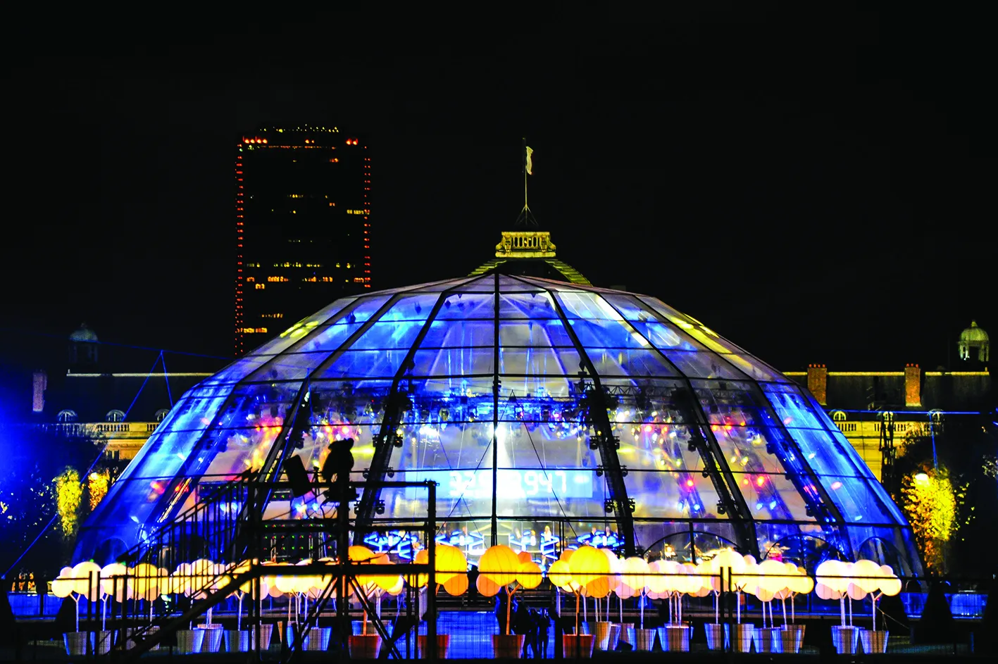 bulles géantes du champ de mars pour le Téléthon 2015