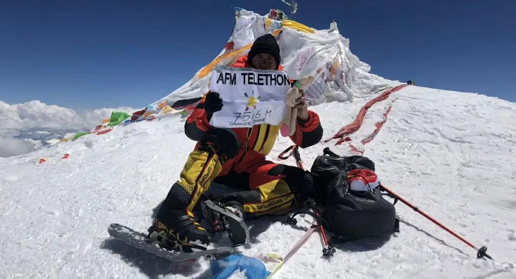 bénévole sur le sommet du Mustagh Ata, en Chine