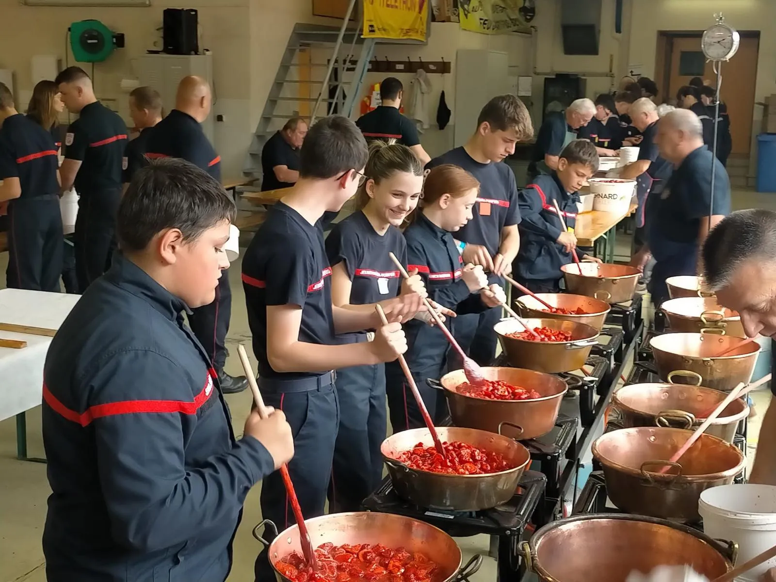 2024 - préparation confitures pompiers